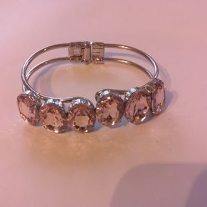 Bracelett